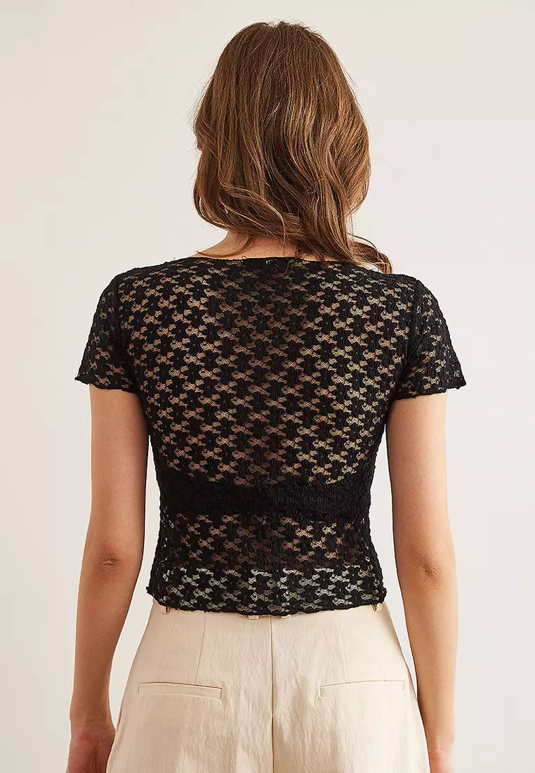 Six Asymmetrical Lace Blouse
