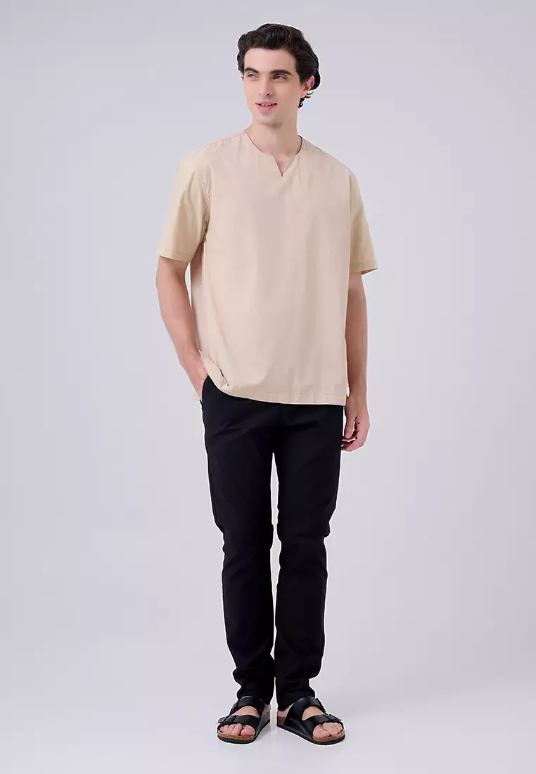 MANZONE - Kemeja Shanghai Lengan Pendek Pria Charif Comfort Fit - Khaki Warna Khaki