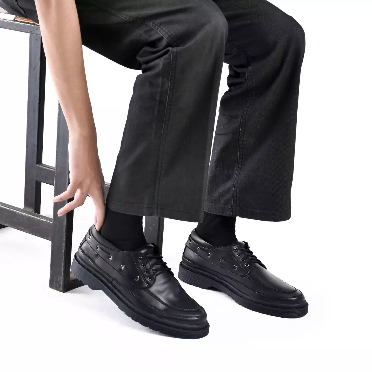 Country Boots Matteo - Sepatu Boots Kulit Pria - Black