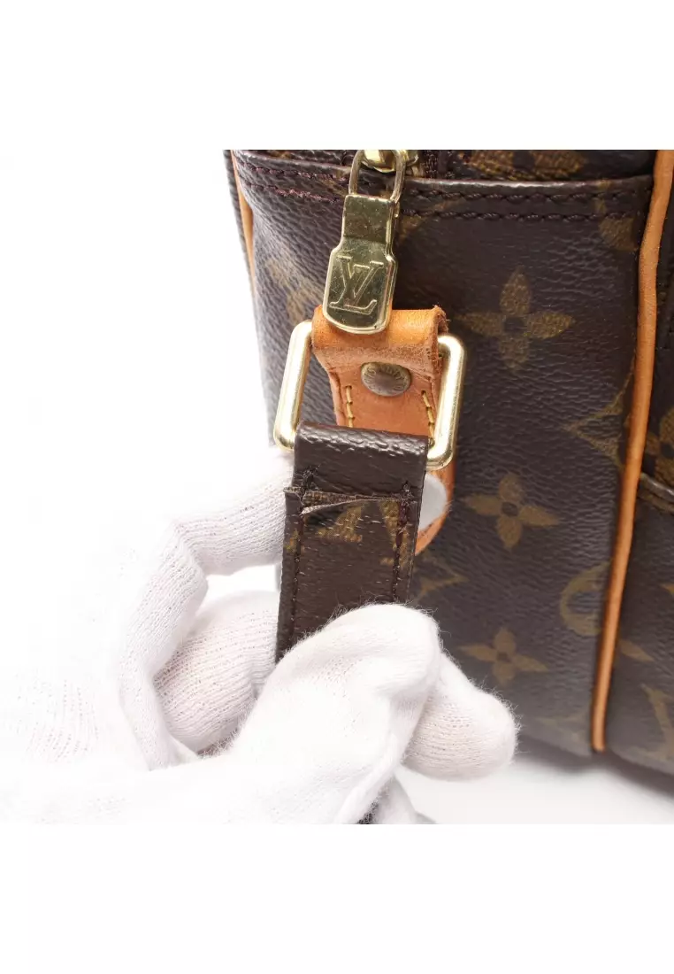 Buy Louis Vuitton Pre-loved LOUIS VUITTON nile monogram Shoulder bag PVC  leather Brown 2023 Online