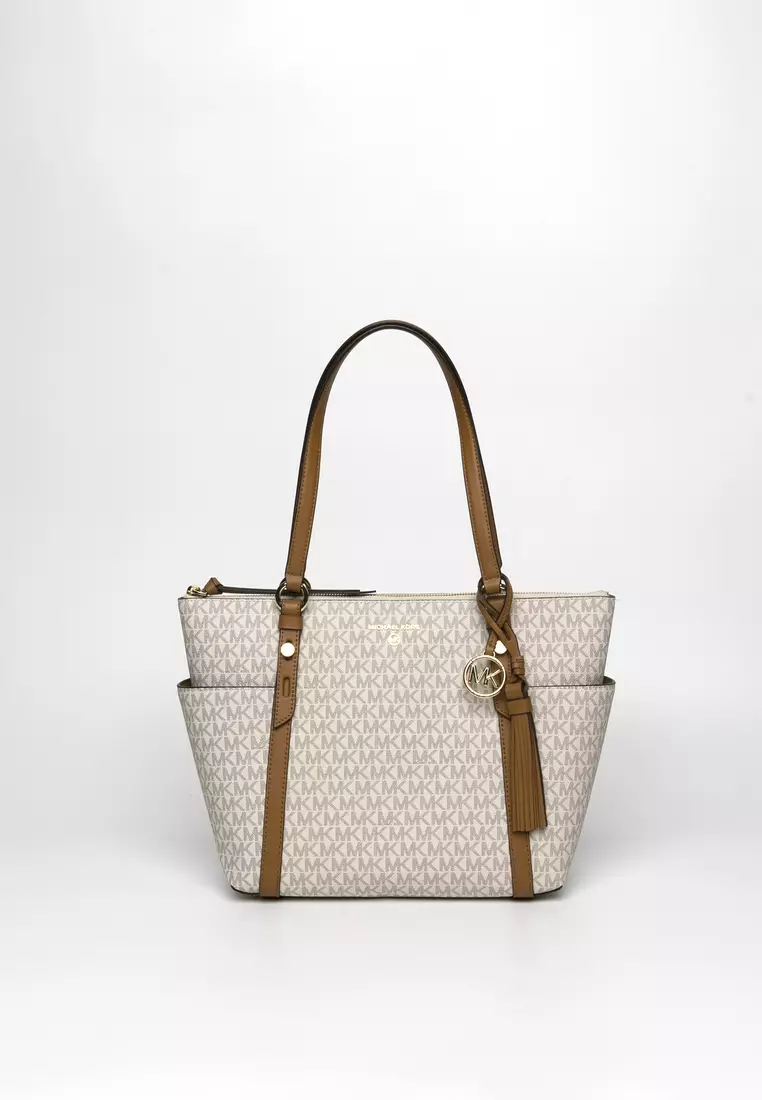 Michael kors beige tote bag hotsell
