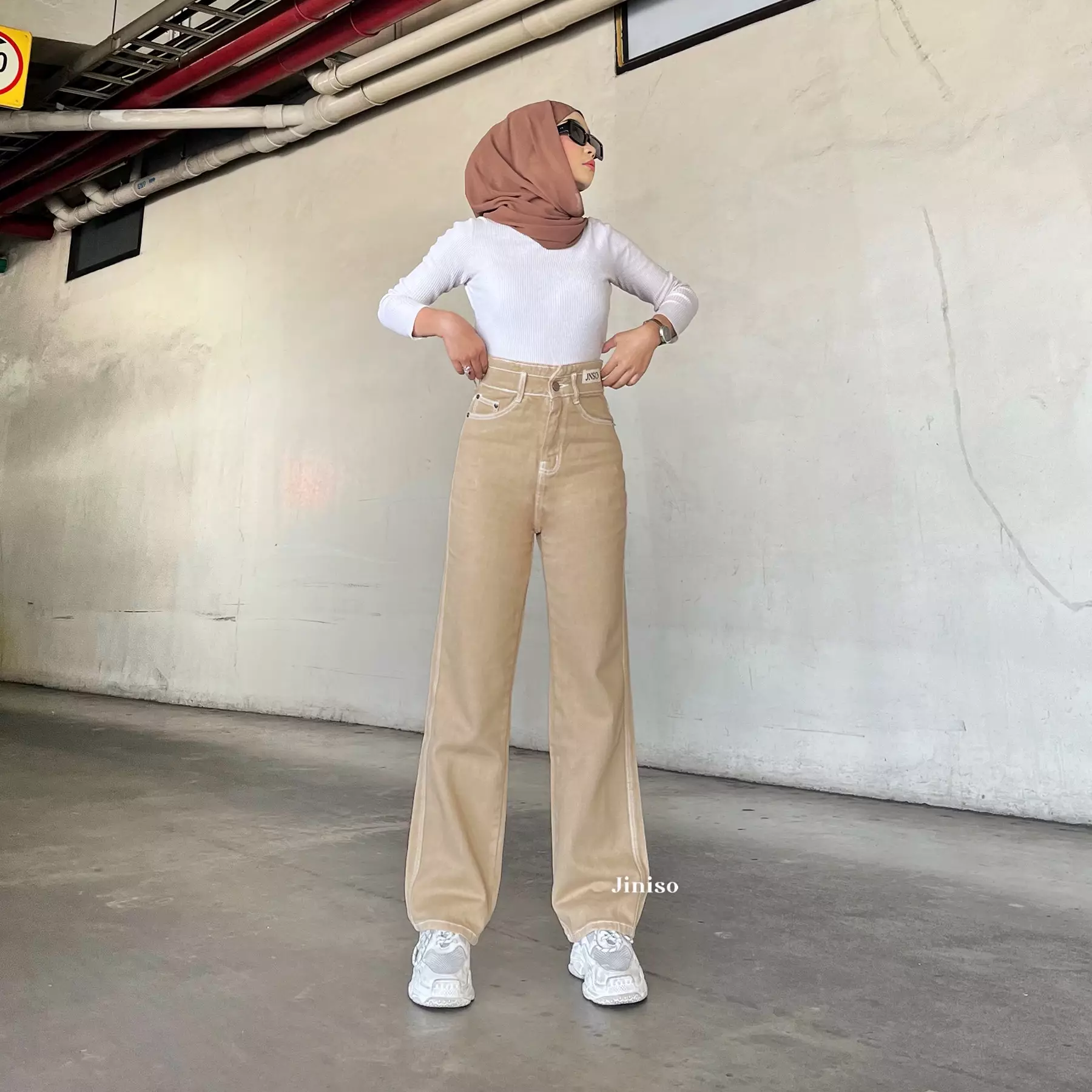 Ultra Highwaist Loose Jeans 227 LEVEL UP