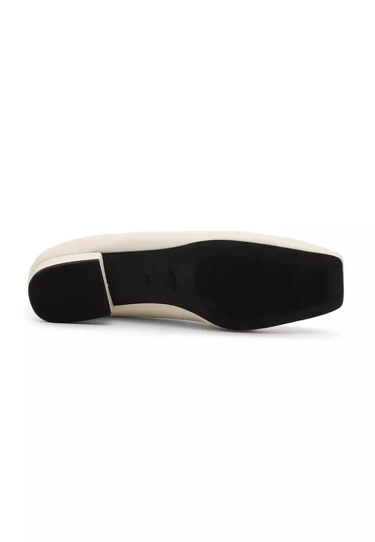 Della Square Flats (2cm) - Ivory