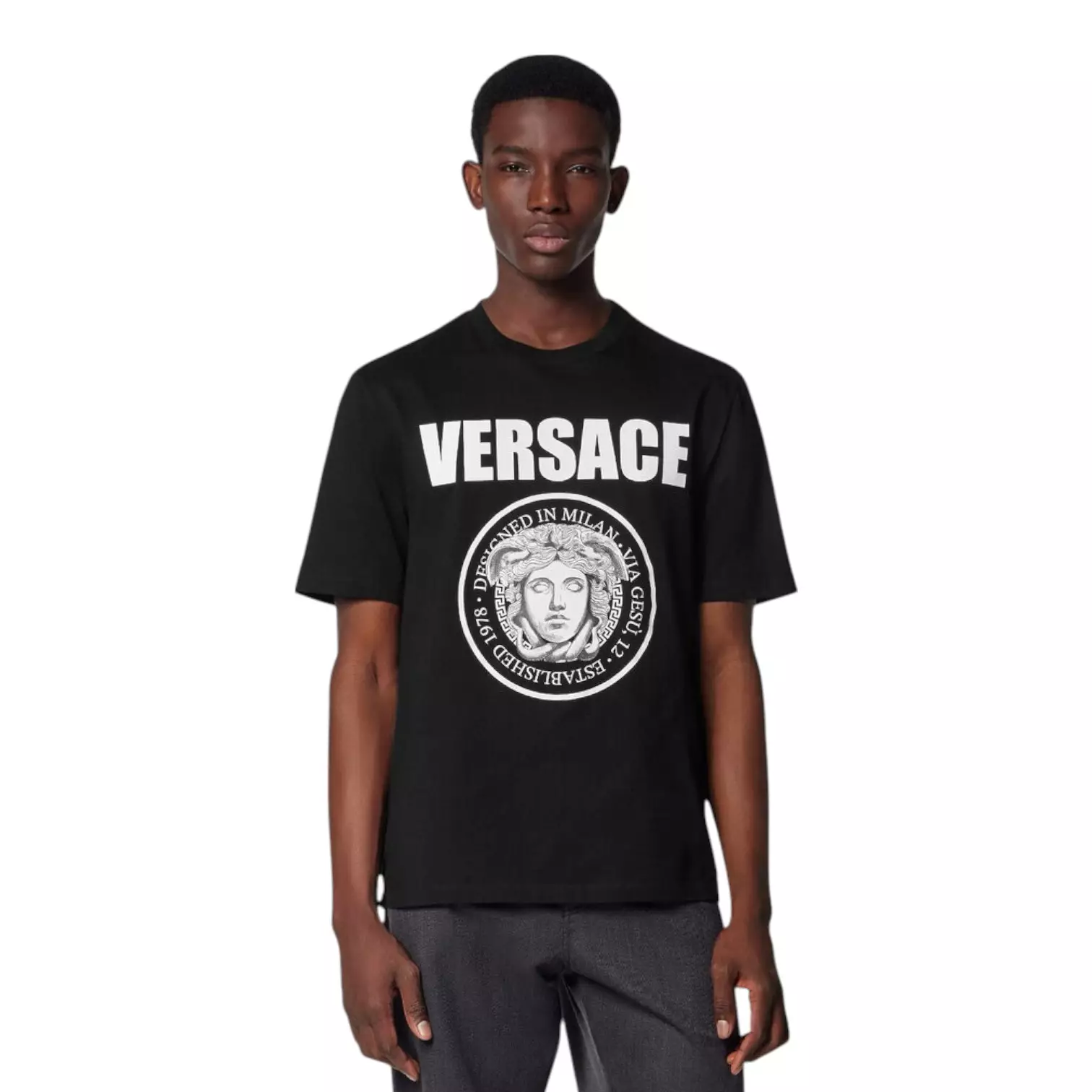 Jual VERSACE Medusa Rock T-Shirt Black Original 2025