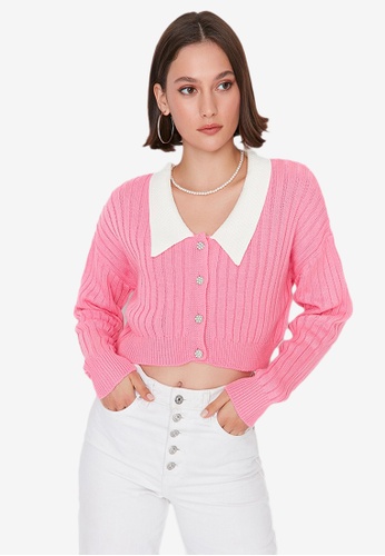 pink cardigan crop top