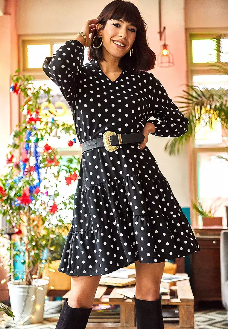 Polka Dot V-neck Flounce Dress