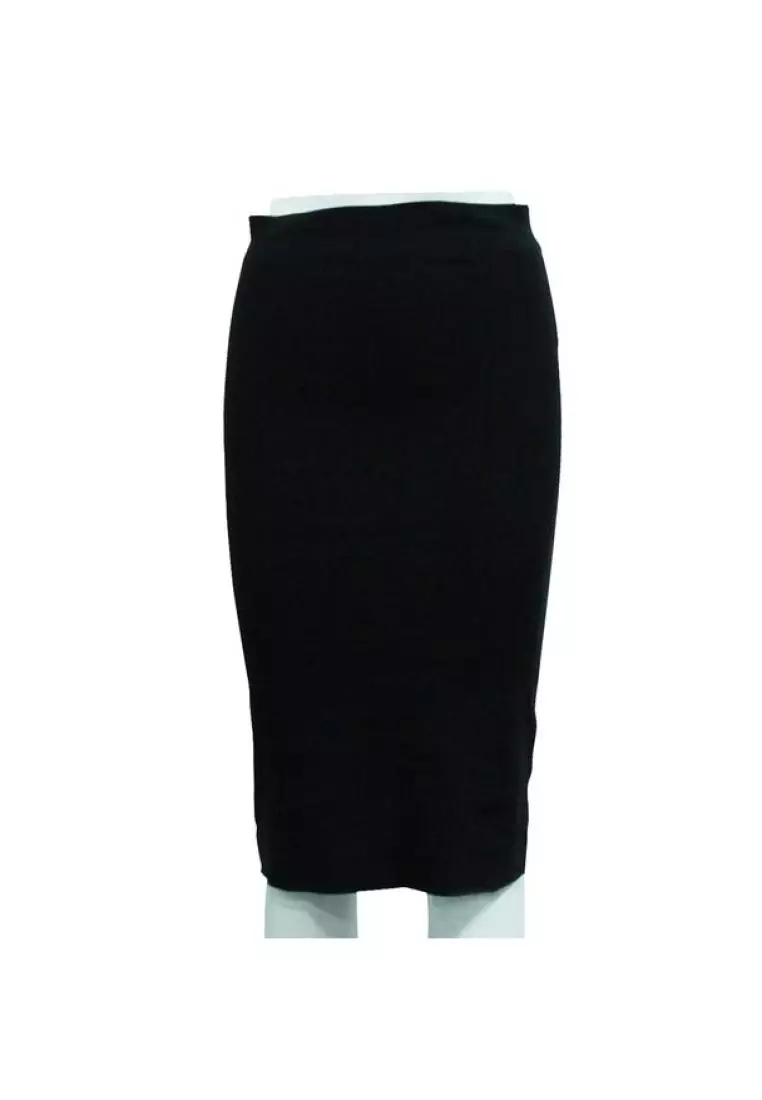 black pencil skirt