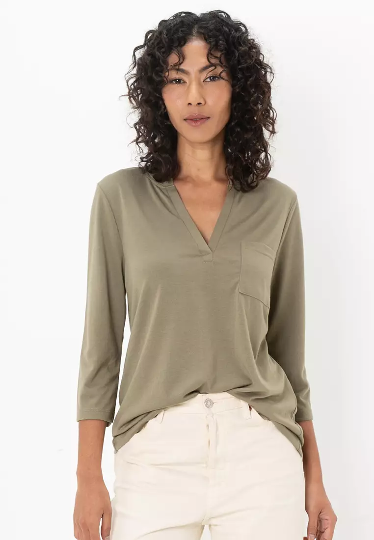 Dalila 3/4 V-Neck Top
