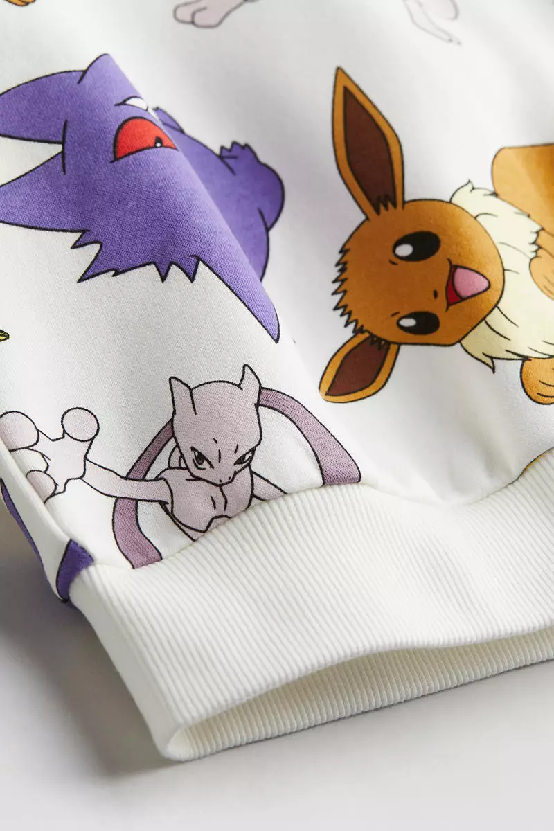Buy H&M Pokemon Printed hoodie 2026 Online | ZALORA