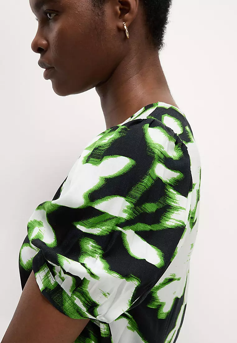 Printed Puff Sleeve Blouse