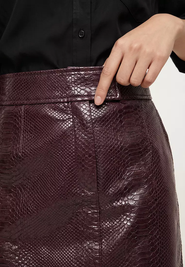 Dark Claret Red Premium A-Line Faux Leather Mini Woven Skirt TWOAW22ET0480