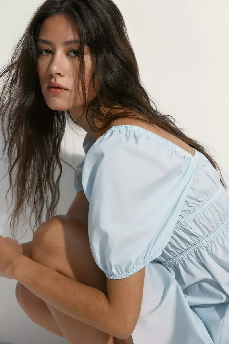 Puff-sleeved poplin dress