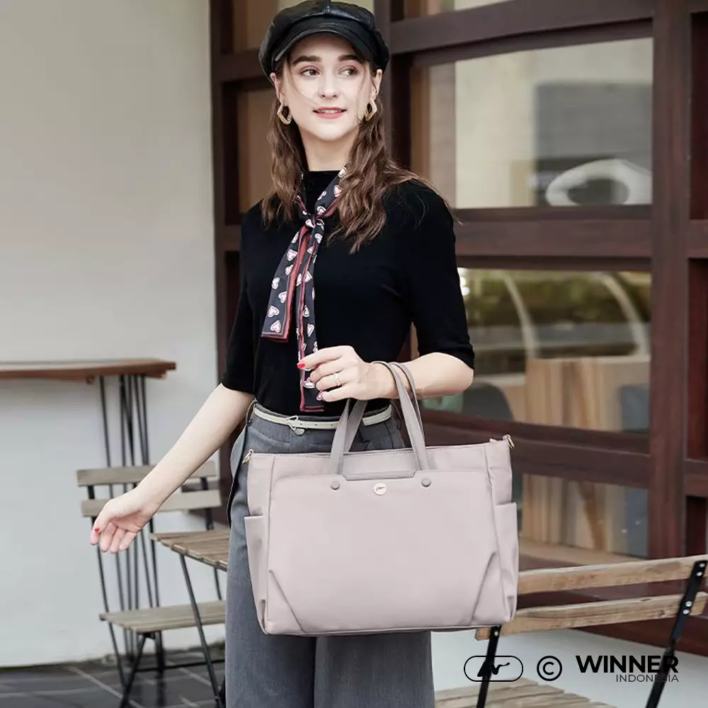 WINNER Tas Laptop 14 inch Bahu Selempang Nilon Oxford Anti-Air Wanita Korean Style Bag (T14-003) - Warna Light Pink 14 inch