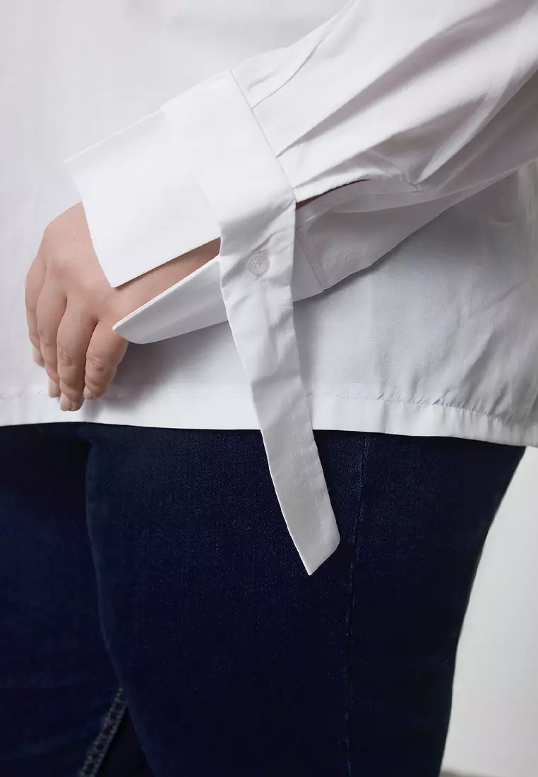 Plus Size Gathered Back Blouse