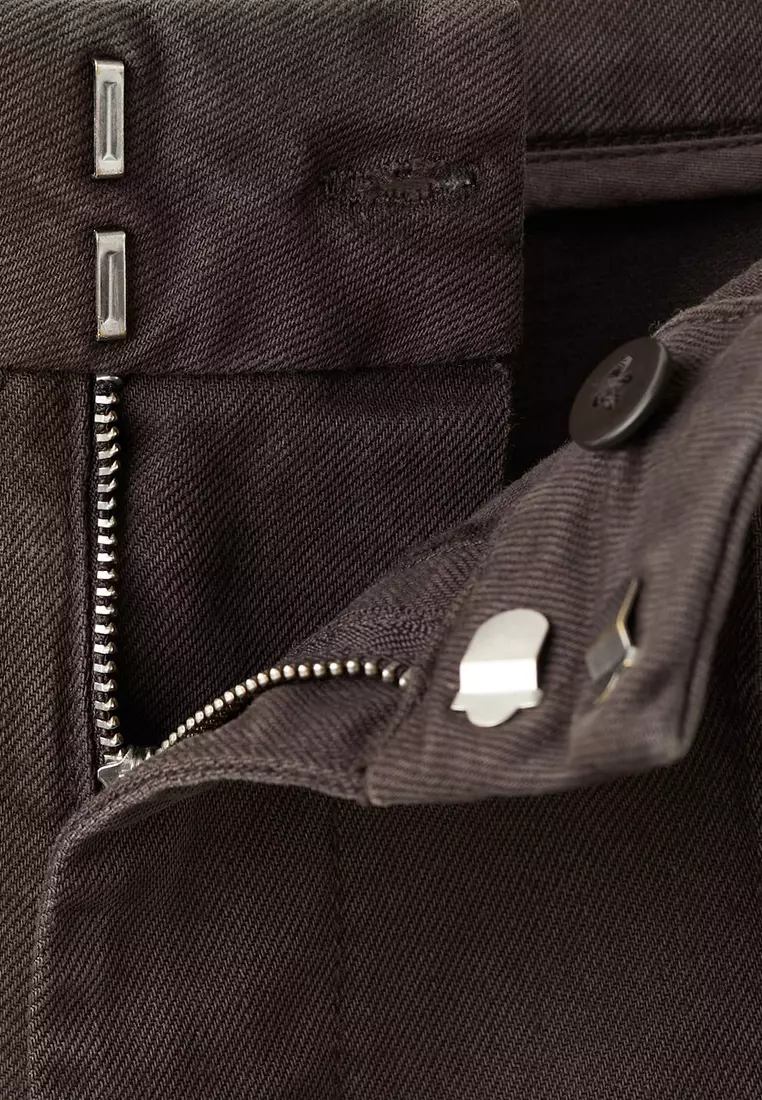 High-Waisted Wide-Leg Jeans With Stitching