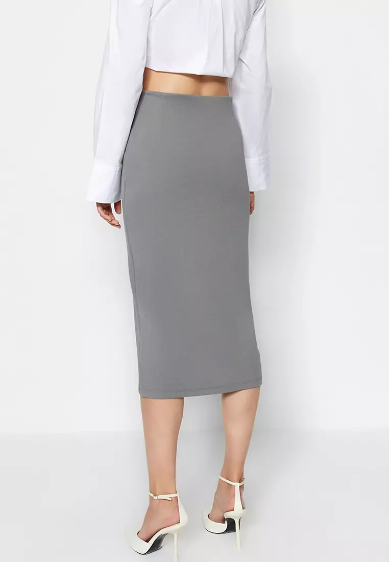Textured Crepe Knitted Skirt