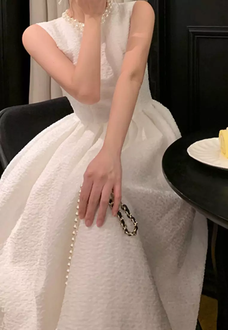New pearl collar white sleeveless long dress K100208