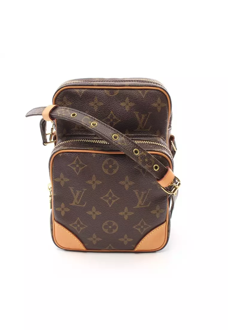 Shoulder Bag (pannier) Louis Vuitton Rem in graphic checkered