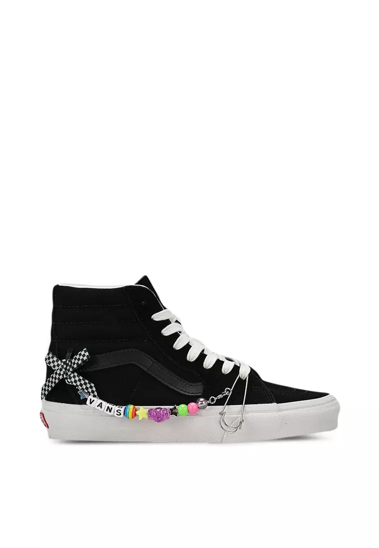 Black hotsell vans zalora