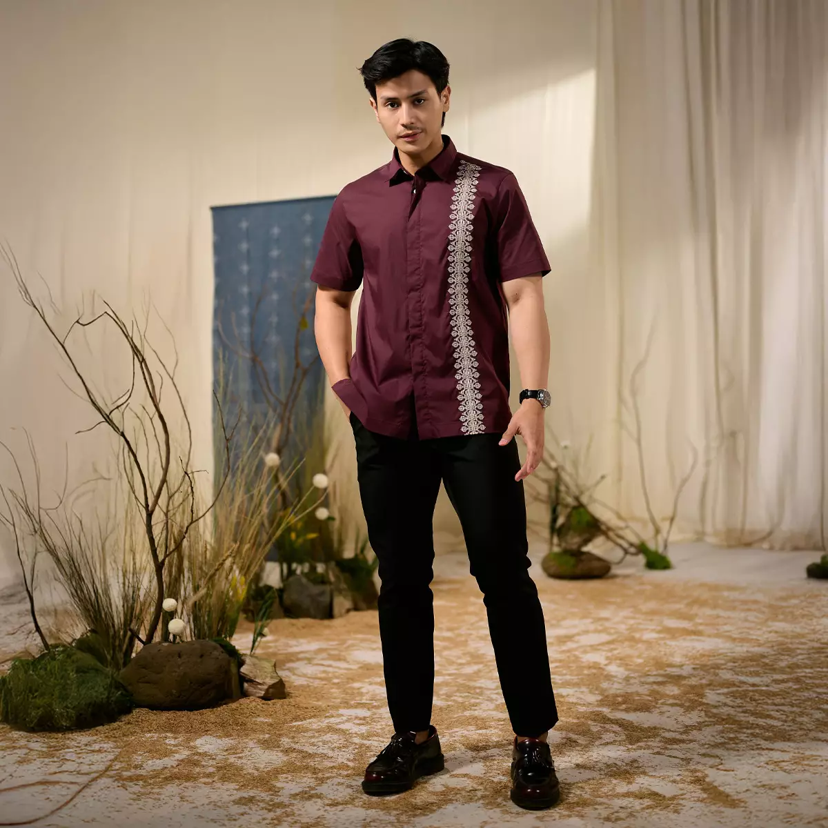 [Raya Collection] ZM Zaskia Mecca - Bardha Kemeja Pria Maroon | Jejak Teduh Series Arta Pusaka | Koleksi Ramadhan Series