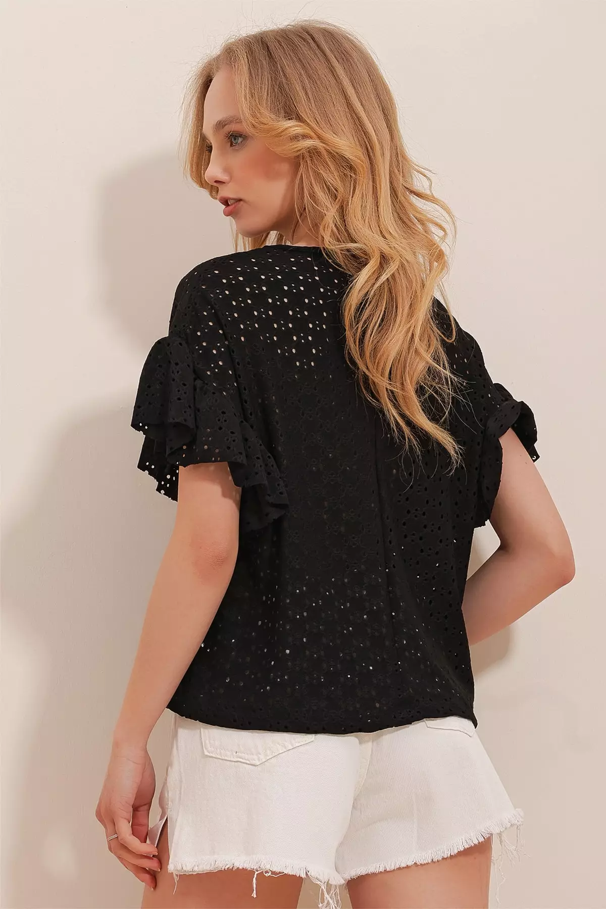 Round Neck Broderie Blouse