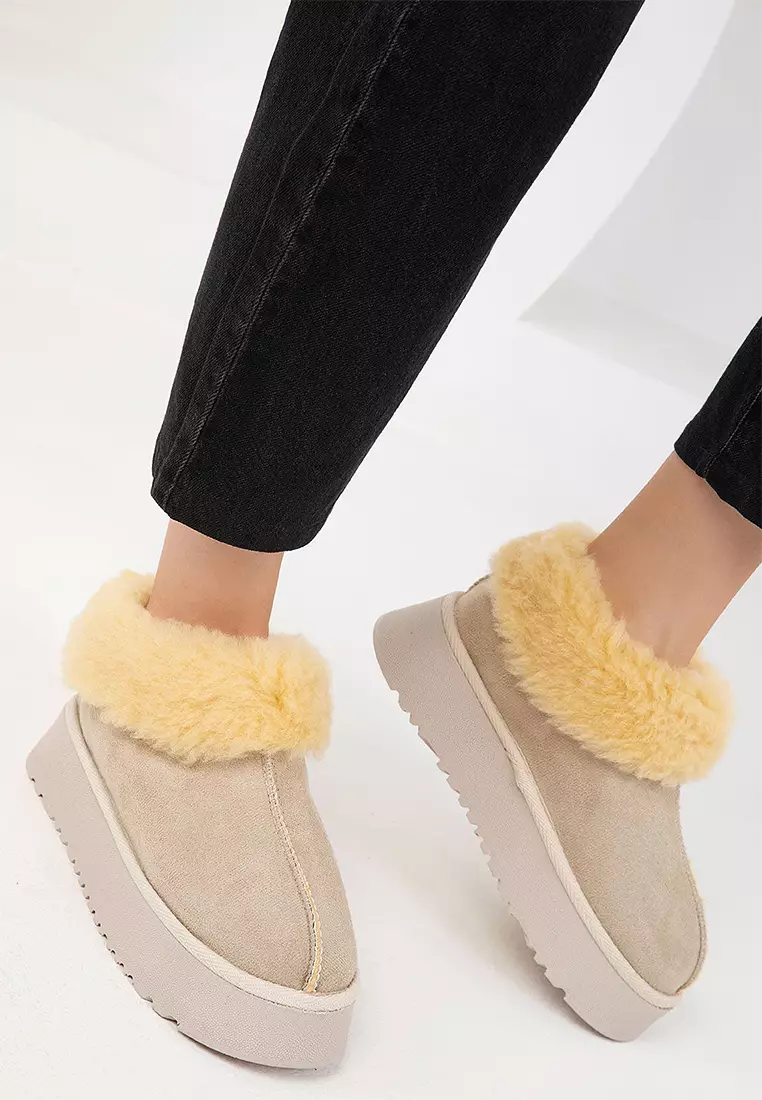 Discount on Soho  shoes - SKU: Collared Lined Ankle Boots