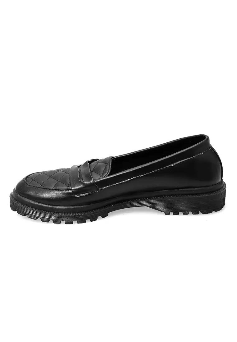 Sepatu Docmart Women Design Simple Elegant - Hitam