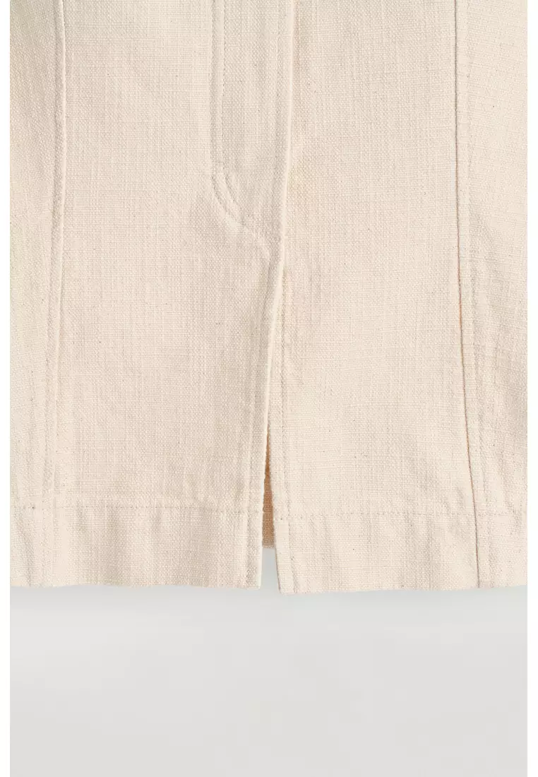 SLEEVELESS DENIM TOP