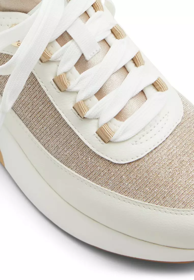 Quiltyn Sneakers