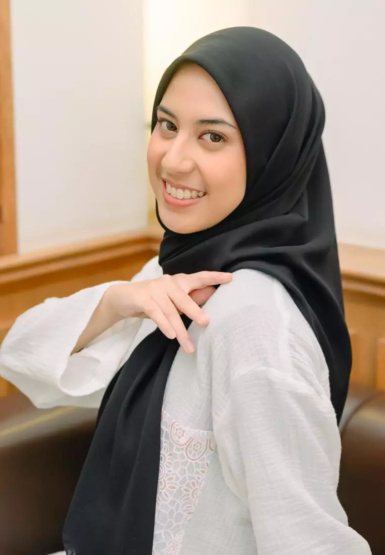 Haraa Voal Plain Black