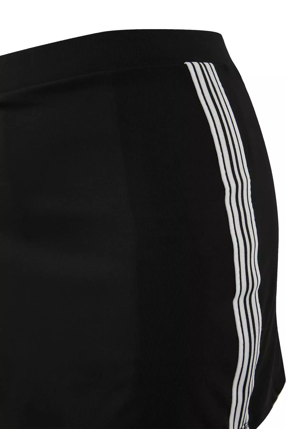 Black Striped 2 Layer Knitted Sports Shorts Skirt With Inner Shorts Thmss26Sr1