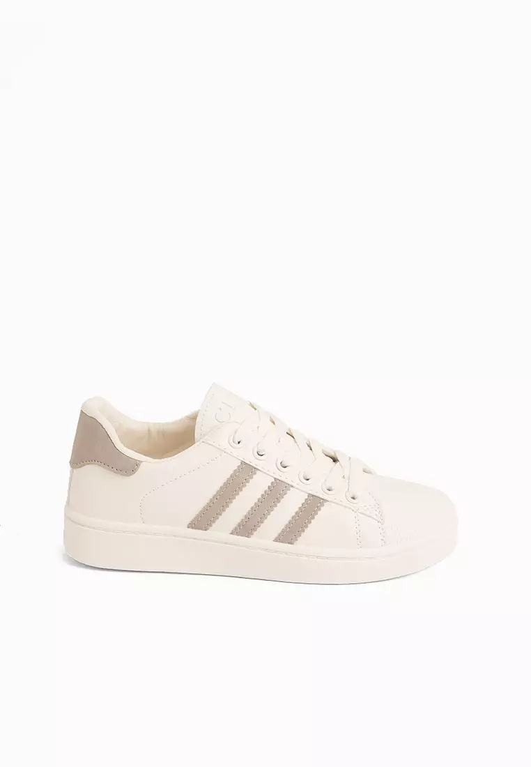 Discount on Cln  shoes - SKU: Hanyuu Lace-Up Sneakers