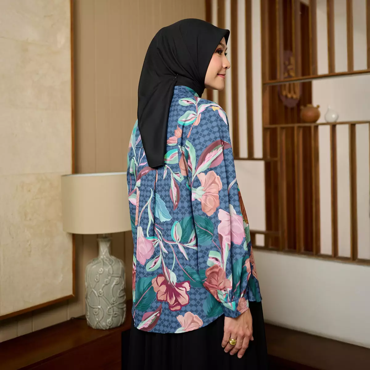 [New Collection] ZM Zaskia Mecca - Mialy Navy Blouse Kemeja Wanita - Monogram Rupa | Ramadhan Series