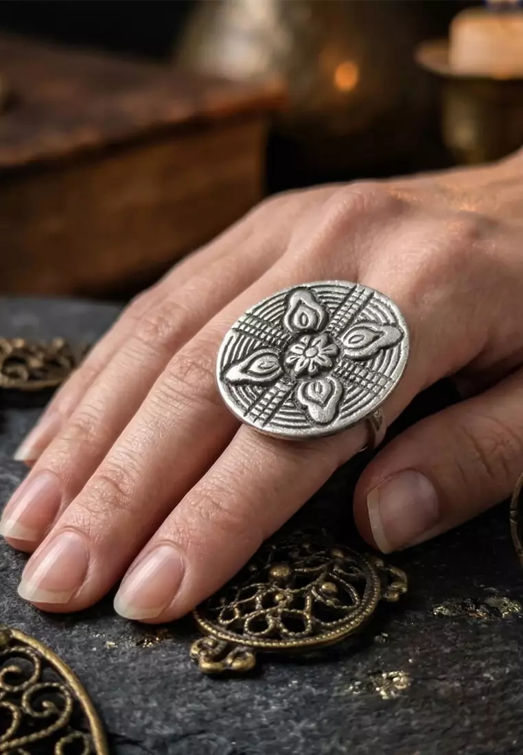 Aksesoris Cincin Wanita Eliptical Ethnic Premium German Silver Ring Silver