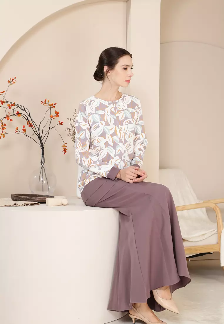Ivy Kurung Modern layers Printed in Brown White Leaf