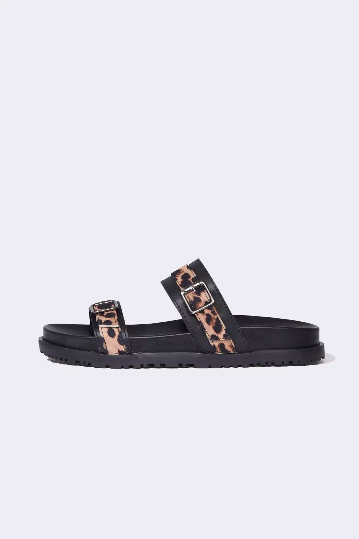 Women's Leopard Patterned Flat Sole Single Strap Faux Leather Slippers E7045Ax25Sp