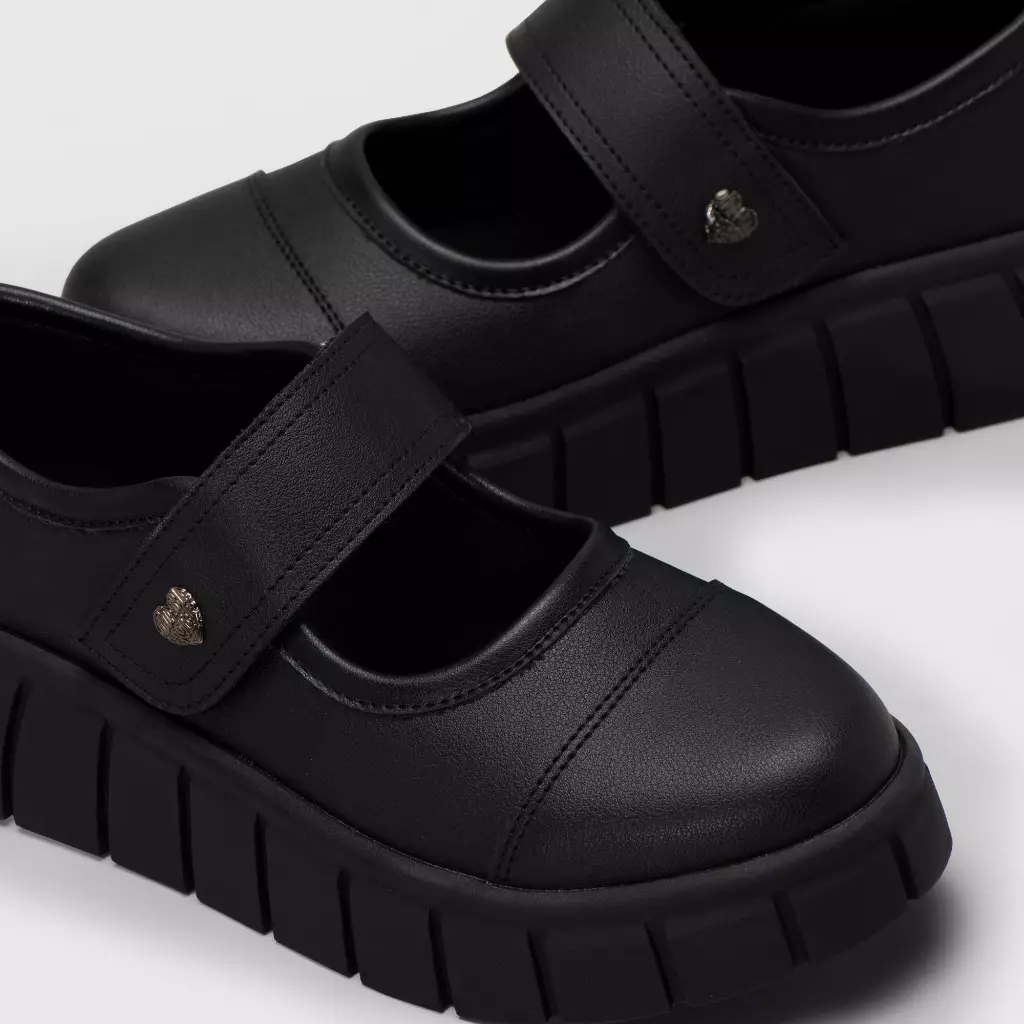 Adorableprojects - Achilla Mary Jane Sneakers Black - Sneakers Wanita