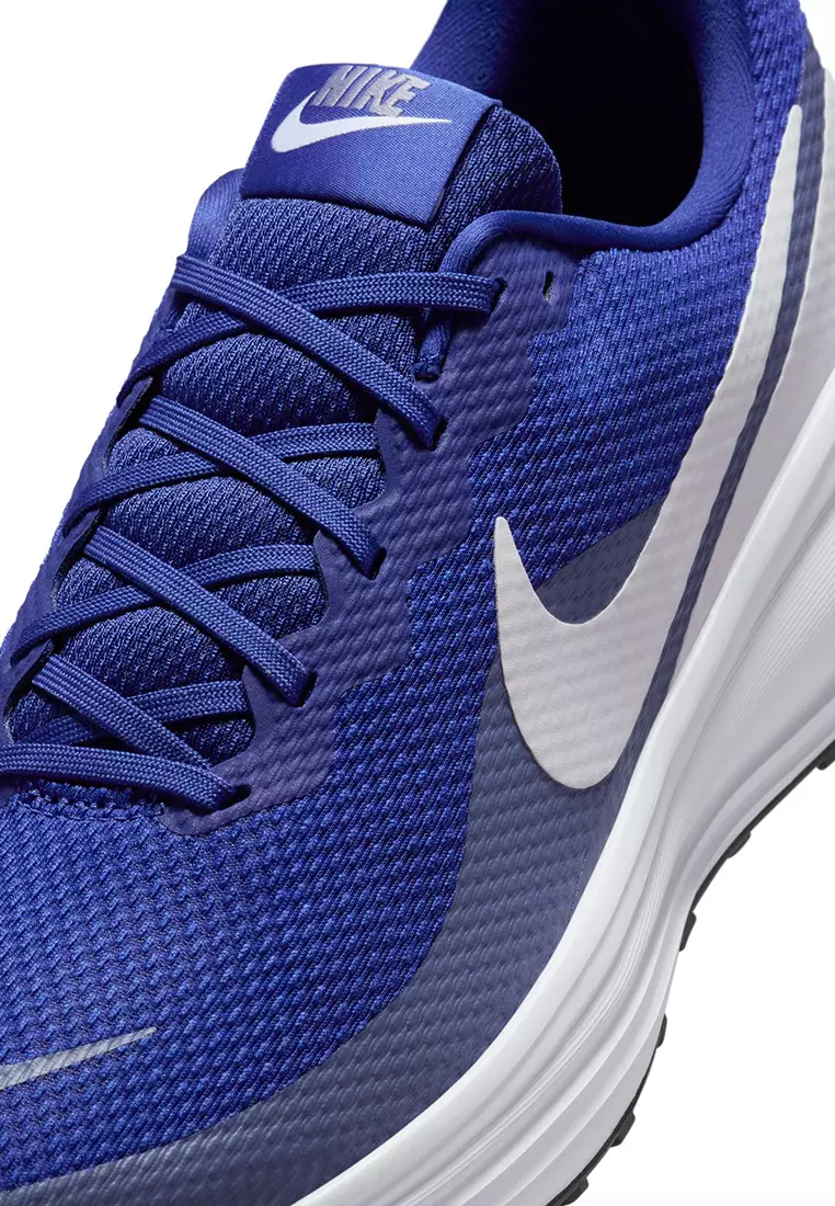 Revolution 8 Road Running Shoes