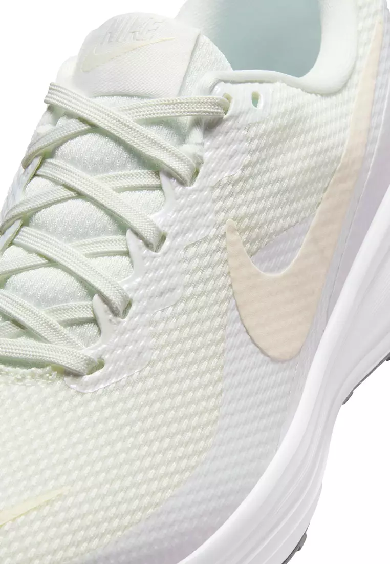 Revolution 8 Women's Road Running Shoes