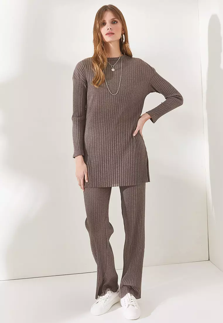 Knitted Top with Pants Set