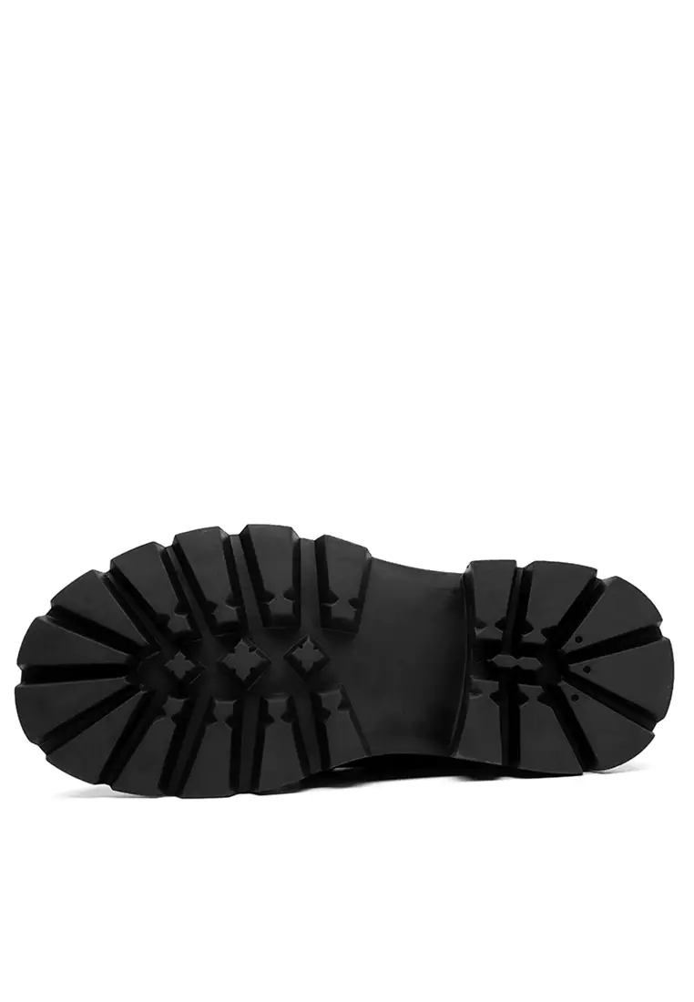 Buy Twenty Eight Shoes Platform Zipper Martin Boots MC7531 2026