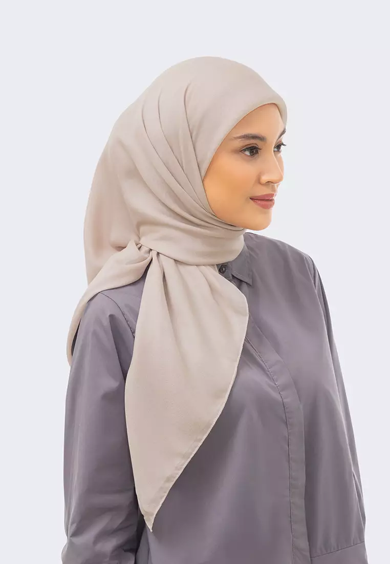 Ria Miranda Latte Rarina Scarf