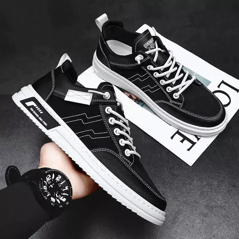 Sepatu Pria Casual Sneakers Cowok Bahan Ringan Q609