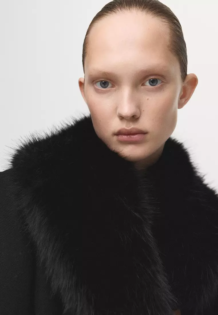 Manteco Coat With Fur Collar