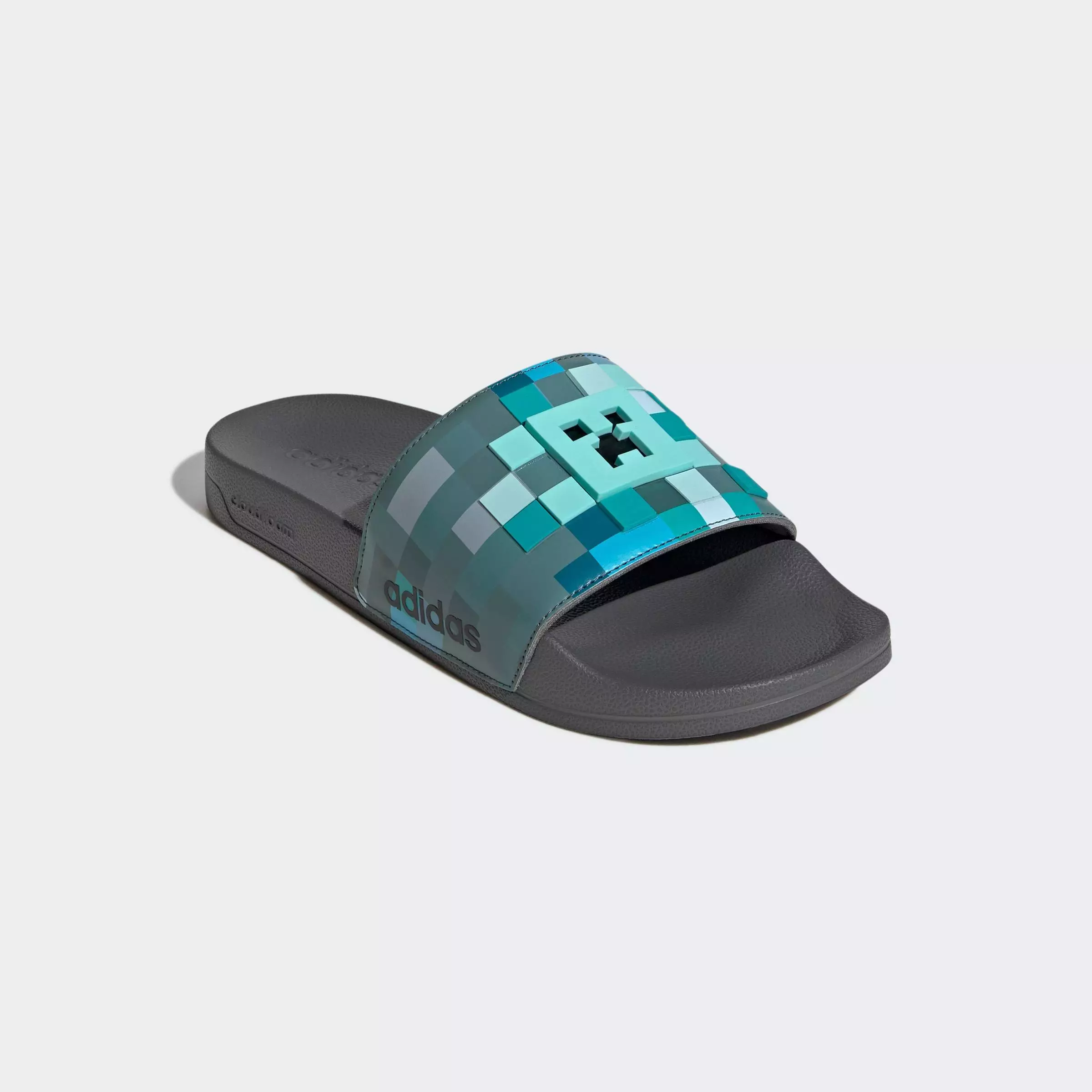 Lifestyle ADILETTE SHOWER MINECRAFT SLIDES Unisex Grey HQ2584