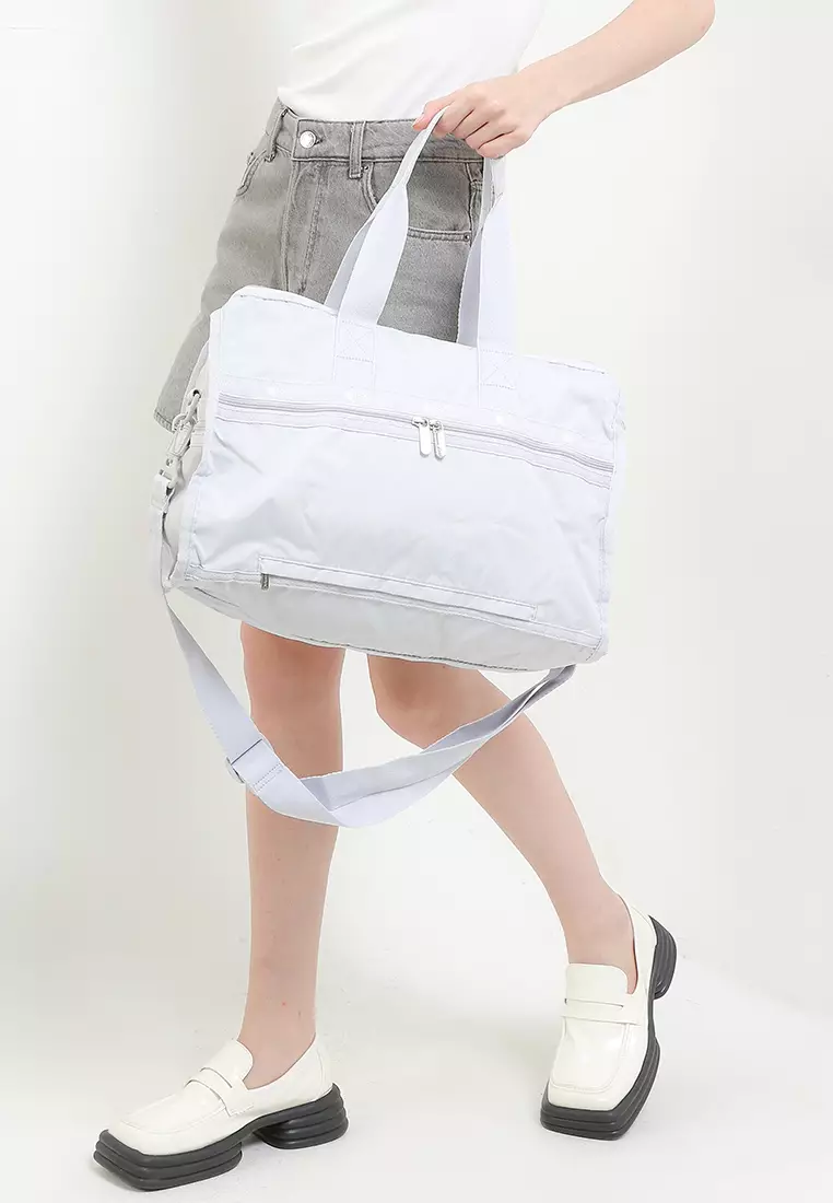 Deluxe Med Weekender