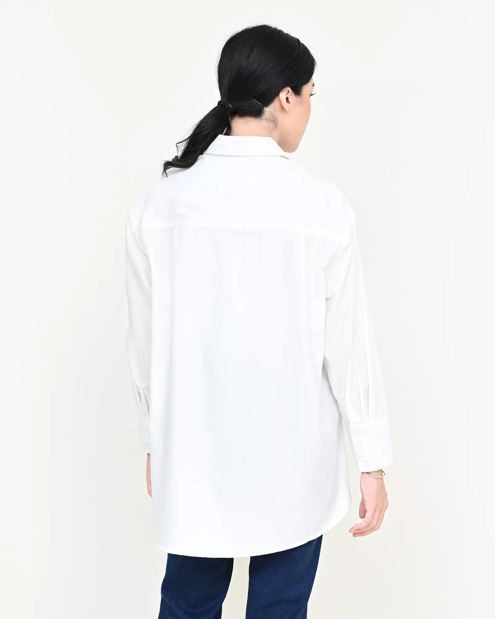 Geulis.id PIPER SHIRT / KEMEJA OVERSIZE WANITA - BROKENWHITE