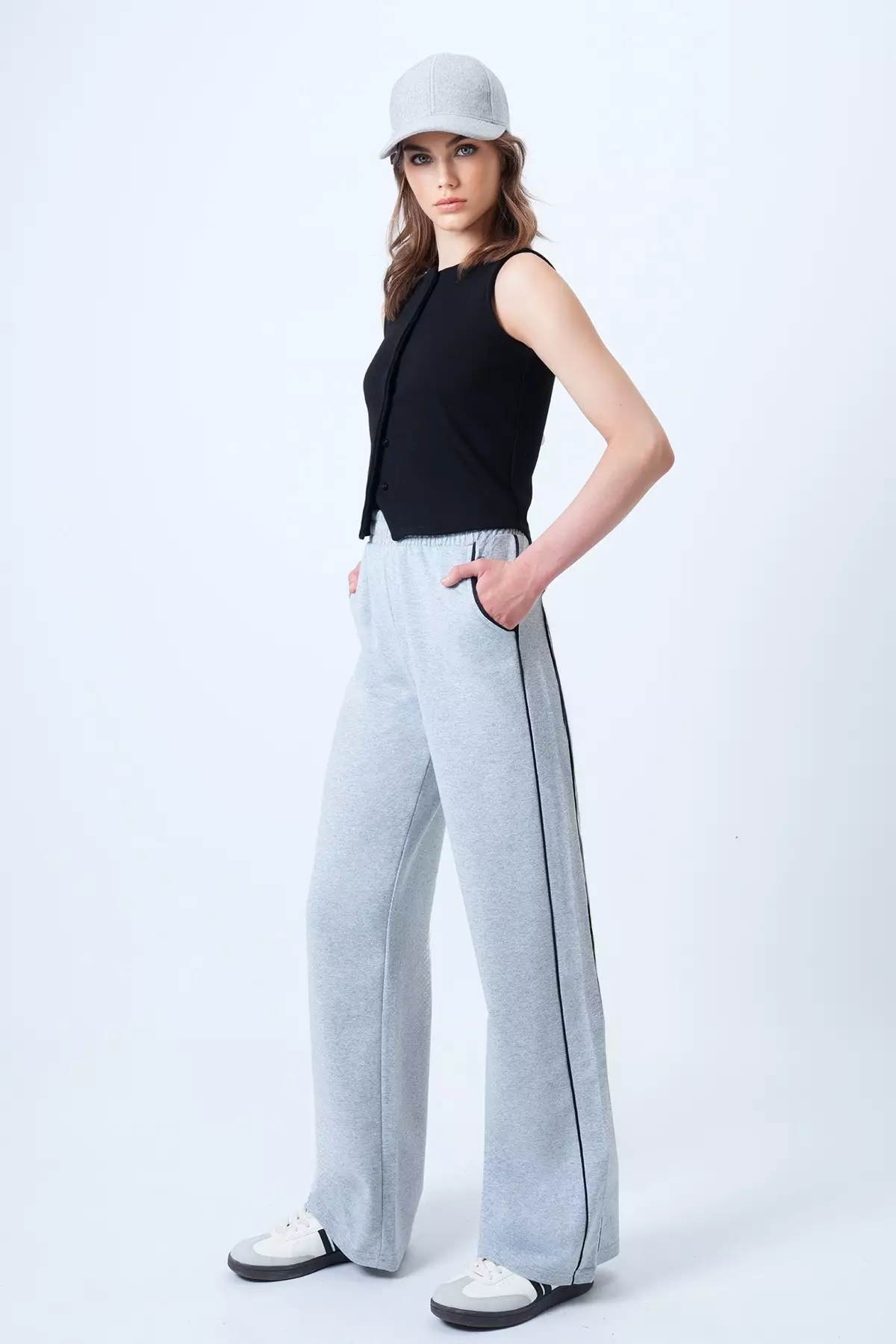 Women'S Grimelange Wide Leg Track Pants With Piping Detail And Elastic Waist Alc-X14611