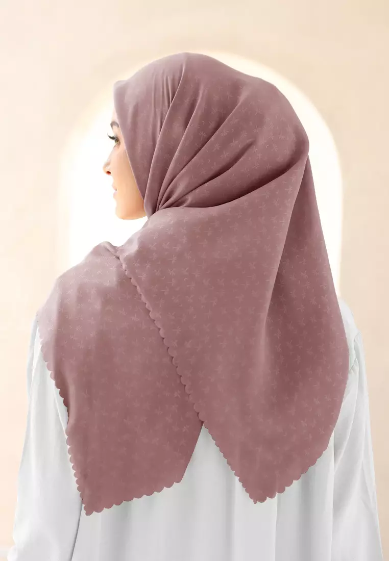 Rada Embossed Square | Hijab Polycotton Scarf Segiempat - Ginger Clay