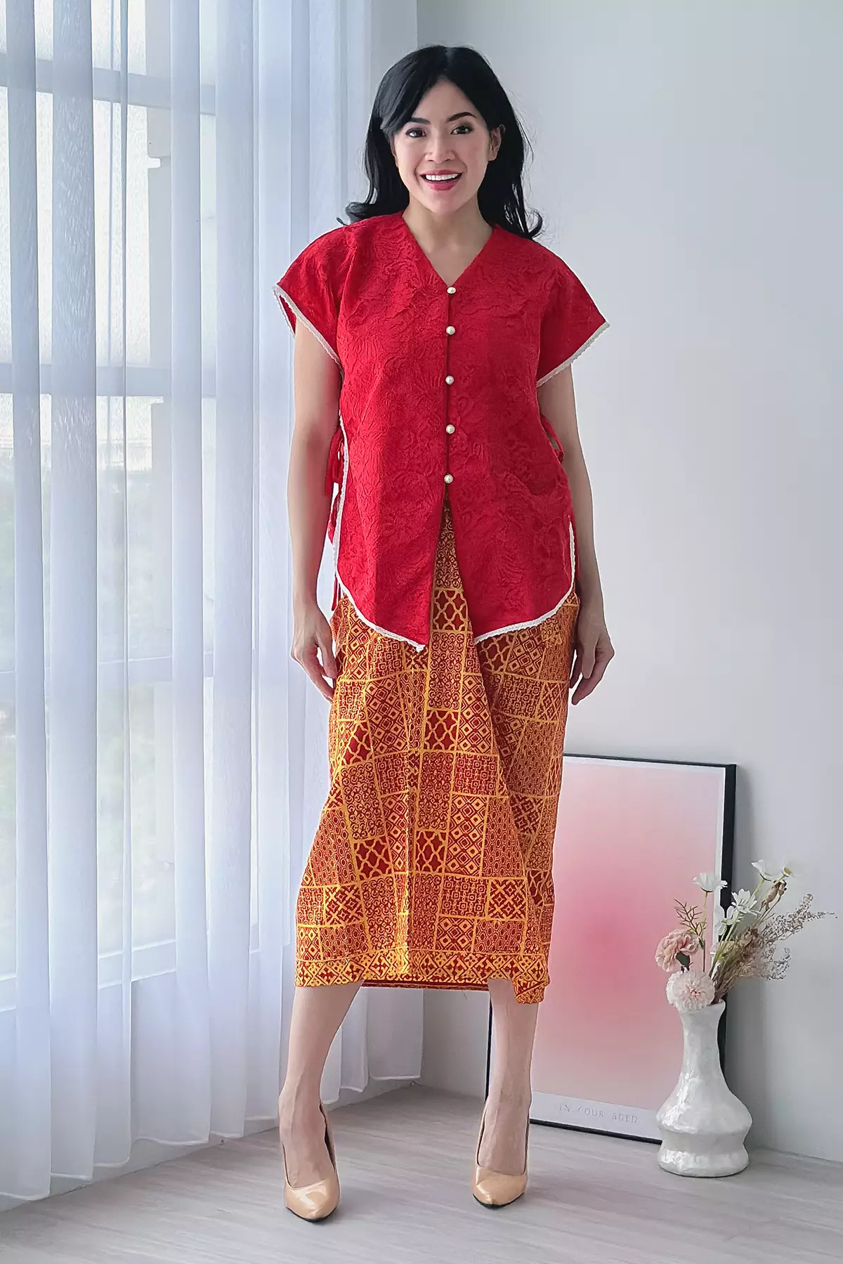 Viveka Merah Kebaya Vest
